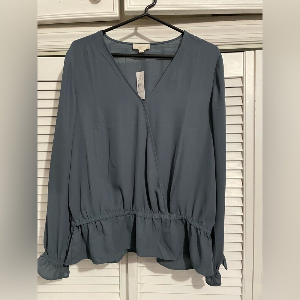 LOFT Peplum Blouse size medium NWT